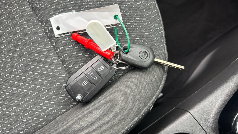 Vauxhall Crossland 1.2 Turbo Design 5dr Petrol Hatchback